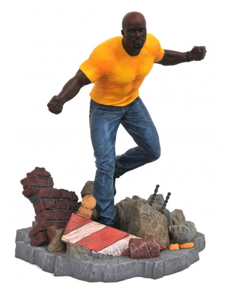 es::The Defenders Marvel TV Gallery Estatua Luke Cage 23 cm
