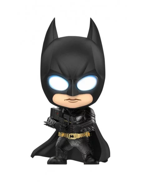 es::Batman: Dark Knight Trilogy Minifigura Cosbaby Batman with Sticky Bomb Gun Hot Toys 12 cm