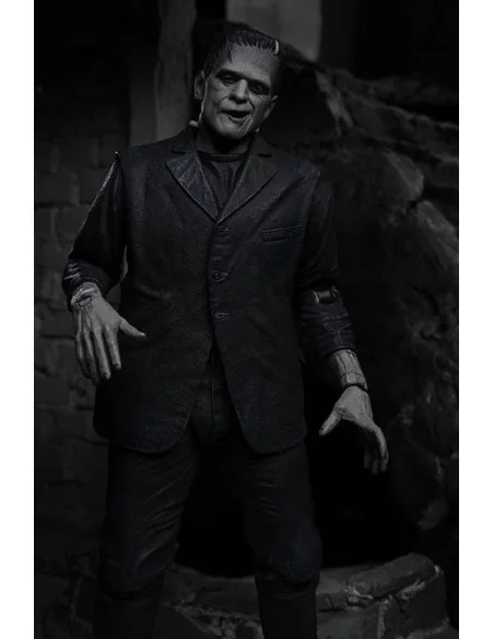 es::Universal Monsters Figura Ultimate Frankenstein's Monster Black & White 18 cm