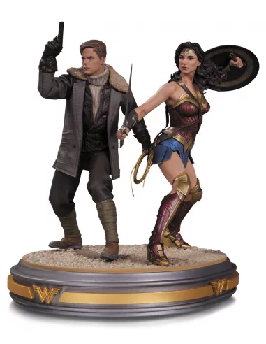 es::Wonder Woman Movie Estatua 1/6 Wonder Woman and Steve Trevor 34 cm