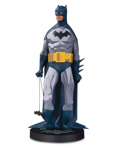 es::DC Designer Series Estatua Mini Metal Batman by Mike Mignola 19 cm