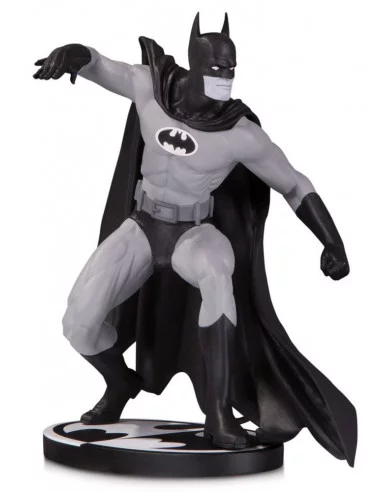 es::Batman Black & White Estatua Batman by Gene Colan 17 cm