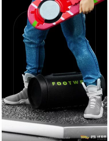 es::Regreso al Futuro II Estatua 1/10 Art Scale Marty McFly 22 cm