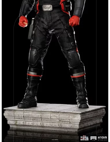 es::The Falcon and The Winter Soldier Estatua 1/10 Art Scale John Walker U.S. Agent 22 cm