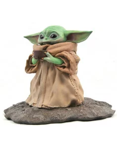 es::Star Wars The Mandalorian Estatua Premier Collection 1/2 The Child Soup 17 cm 2