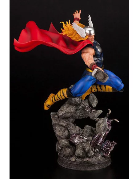 es::Marvel Avengers Fine Art Estatua Thor 44 cm