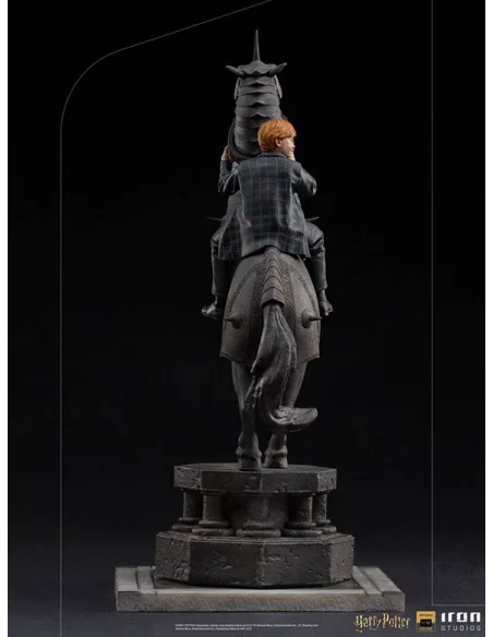 es::Harry Potter Estatua Deluxe Art Scale 1/10 Ron Weasley at the Wizard Chess 35 cm