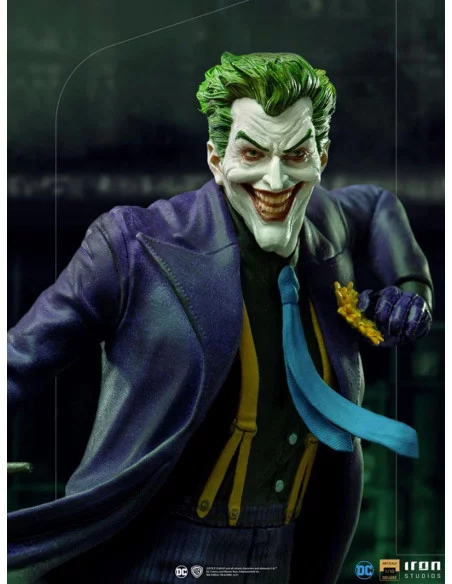 es::DC Comics Estatua 1/10 Deluxe Art Scale The Joker 23 cm