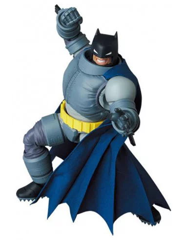 es::Batman: The Dark Knight Returns Figura MAF EX Armored Batman 16 cm