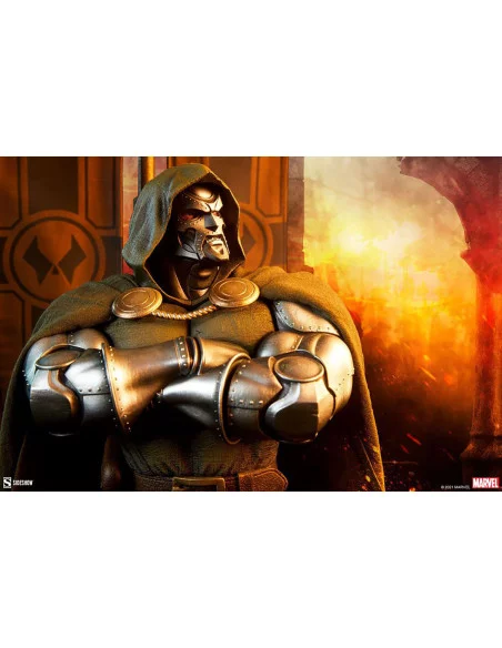 es::Marvel Maquette Doctor Doom 69 cm