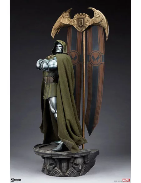 es::Marvel Maquette Doctor Doom 69 cm