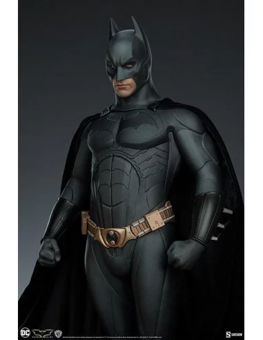 Comprar Batman Begins Estatua Premium Format Batman 65 cm - Mil Comics:  Tienda de cómics y figuras Marvel, DC Comics, Star Wars, Tintín
