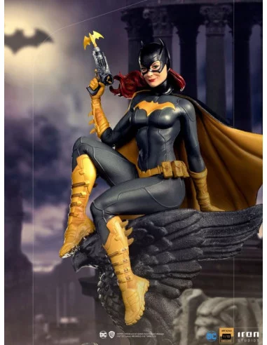 es::DC Comics Estatua 1/10 Deluxe Art Scale Batgirl 26 cm