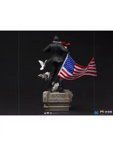 es::DC Comics Estatua 1/10 Deluxe Art Scale Clark Kent 29 cm