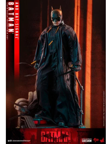 es::The Batman Figura Movie Masterpiece 1/6 Batman with Bat-Signal Hot Toys 31 cm