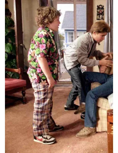 es::Los Goonies nunca dicen muerto