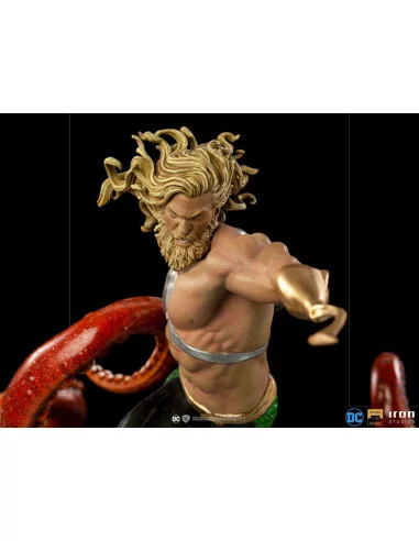 es::DC Comics Estatua 1/10 Deluxe Art Scale Aquaman 26 cm