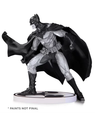 es::Batman Black & White Estatua Lee Bermejo 2nd Edition 17 cm