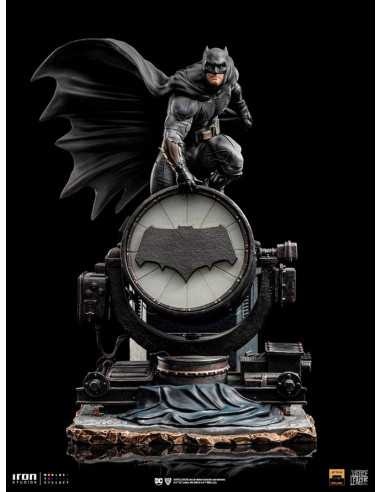 es::Zack Snyder's Justice League Deluxe Art Scale Statue 1/10 Batman on Batsignal 28 cm