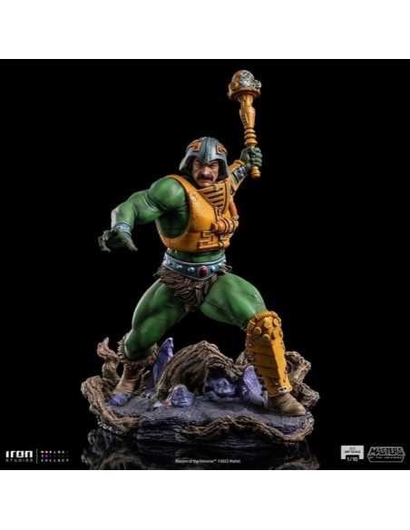 es::Masters of the Universe Estatua Man-At-Arms Art Scale Deluxe 23 cm 