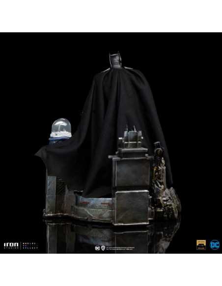 es::DC Comics Estatua Art Scale 1/10 Batman Unleashed Deluxe 24 cm