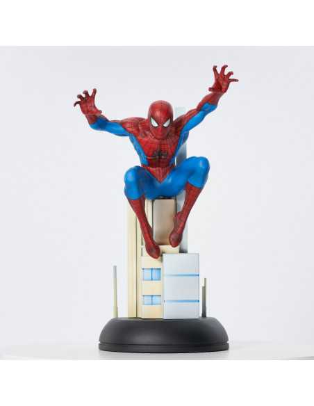es::Marvel Comic Gallery Estatua Leaping Spiderman 20 cm

