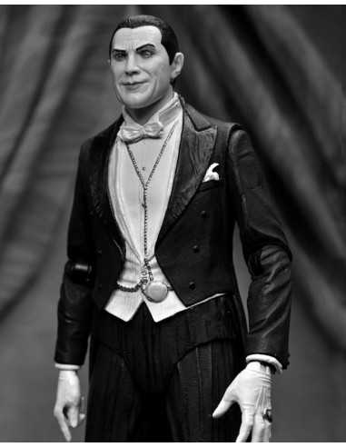 es::Universal Monsters Figura Ultimate Dracula (Carfax Abbey) 18 cm