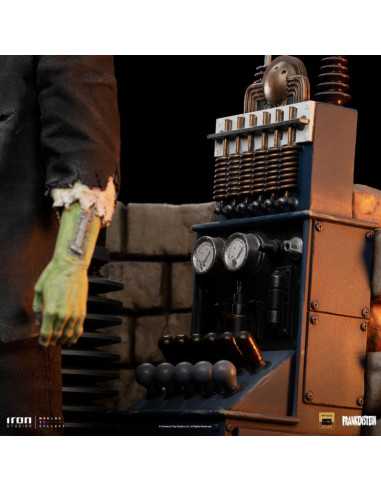 es::Universal Monsters Estatua 1/10 Deluxe Art Scale Frankenstein Monster 24 cm