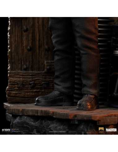 es::Universal Monsters Estatua 1/10 Deluxe Art Scale Frankenstein Monster 24 cm