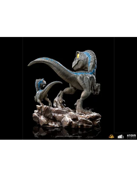 es::Jurassic World Dominion Minifigura Mini Co. Blue and Beta 13 cm
