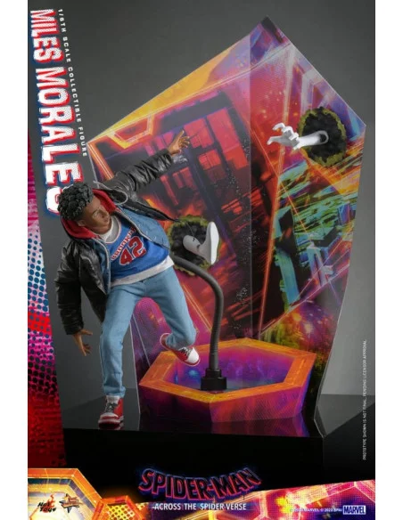 es::Spider-Man: Across the Spider-Verse Figura 1/6 Miles Morales Hot Toys 29 cm