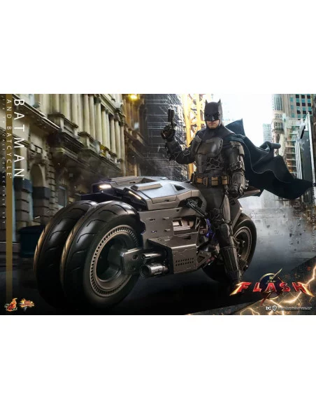 es::The Flash Set de figuras 1/6 Batman & Batcycle Hot Toys 30 cm es::The Flash Set de figuras 1/6 Batman & Batcycle Hot Toys 30 cm