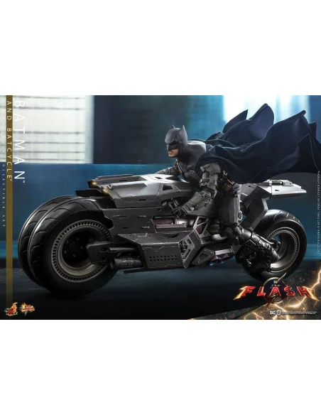 es::The Flash Set de figuras 1/6 Batman & Batcycle Hot Toys 30 cm es::The Flash Set de figuras 1/6 Batman & Batcycle Hot Toys 30 cm
