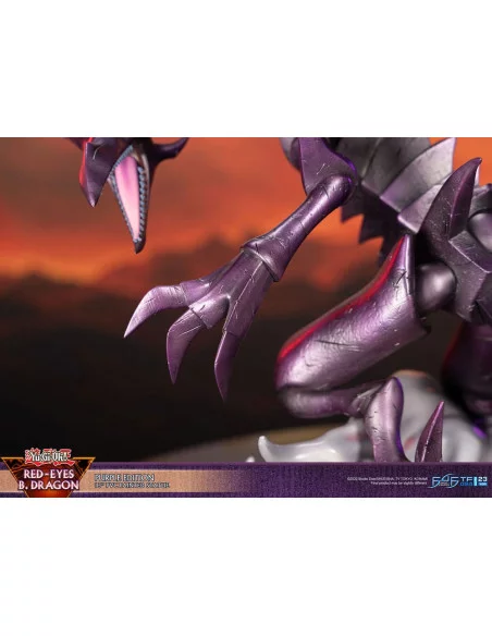es::Yu-Gi-Oh! Estatua Red-Eyes B. Dragon Purple Colour 33 cm