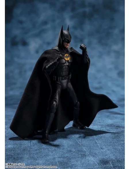 es::The Flash Figura S.H. Figuarts Batman 15 cm