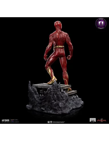 es::DC Comics The Flash Movie Estatua 1/10 Art Scale The Flash 22 cm