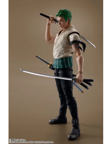 es::One Piece Figura S.H. Figuarts Roronoa Zoro (Netflix) 14 cm