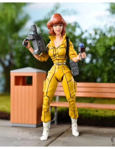 es::Tortugas Ninja (Mirage Comics) Figura Ultimate April O'Neil 18 cm