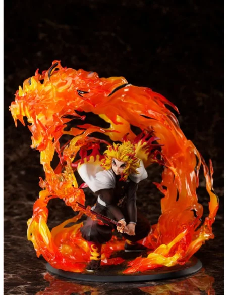 Demon Slayer: Kimetsu no Yaiba Estatua 1/8 Kyojuro Rengoku 26 cm