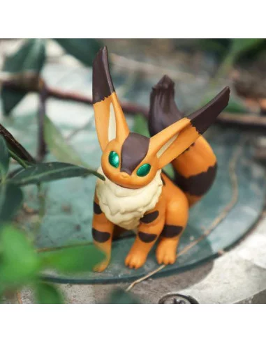 El castillo en el cielo Minifiguras Pose Collection Fox Squirrel 5 cm Expositor (6)