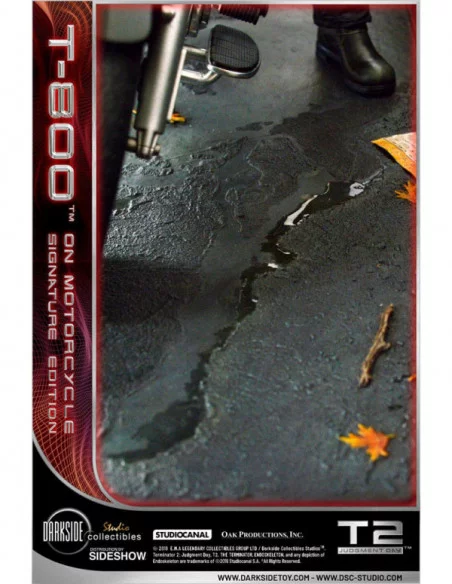 Terminator 2: el juicio final Estatua 1/4 T-800 on Motorcycle Signature Edition Sideshow Exclusive 50 cm Terminator 2: el juicio final Estatua 1/4 T-800 on Motorcycle Signature Edition Sideshow Exclusive 50 cm