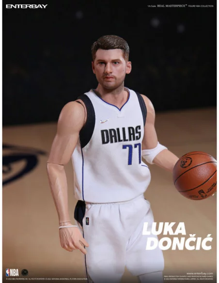 NBA Collection Figura Real Masterpiece 1/6 Luka Doncic 30 cm NBA Collection Figura Real Masterpiece 1/6 Luka Doncic 30 cm