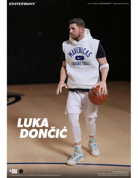 NBA Collection Figura Real Masterpiece 1/6 Luka Doncic 30 cm NBA Collection Figura Real Masterpiece 1/6 Luka Doncic 30 cm