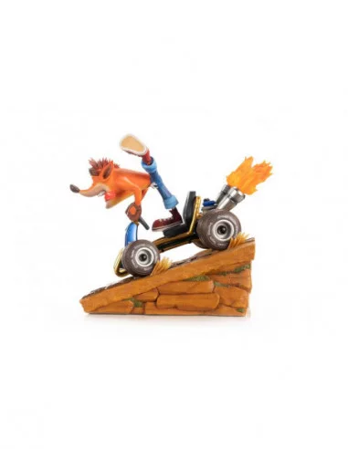 Crash Team Racing Nitro-Fueled Estatua Crash in Kart 31 cm