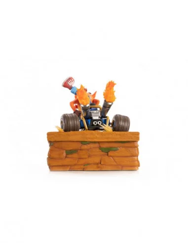 Crash Team Racing Nitro-Fueled Estatua Crash in Kart 31 cm