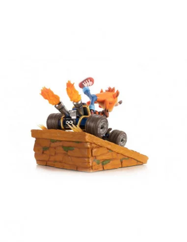 Crash Team Racing Nitro-Fueled Estatua Crash in Kart 31 cm