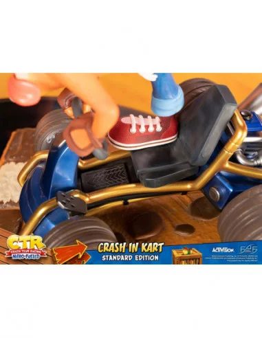 Crash Team Racing Nitro-Fueled Estatua Crash in Kart 31 cm