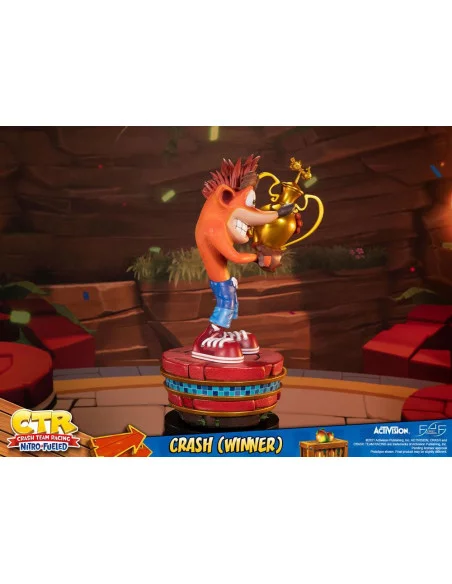 Crash Team Racing Nitro-Fueled Estatua Crash (Winner) 46 cm Crash Team Racing Nitro-Fueled Estatua Crash (Winner) 46 cm