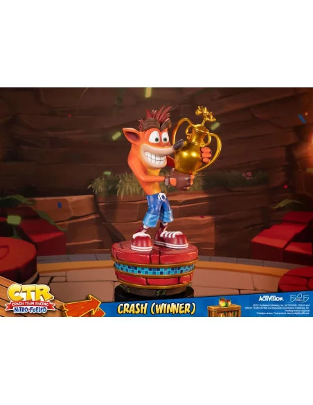 Crash Team Racing Nitro-Fueled Estatua Crash (Winner) 46 cm Crash Team Racing Nitro-Fueled Estatua Crash (Winner) 46 cm