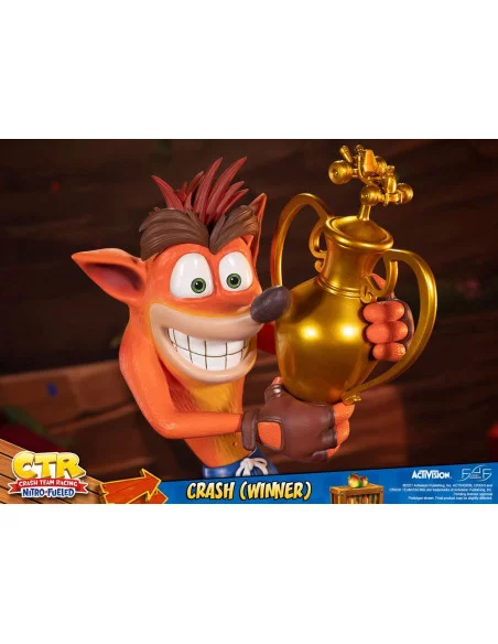 Crash Team Racing Nitro-Fueled Estatua Crash (Winner) 46 cm Crash Team Racing Nitro-Fueled Estatua Crash (Winner) 46 cm
